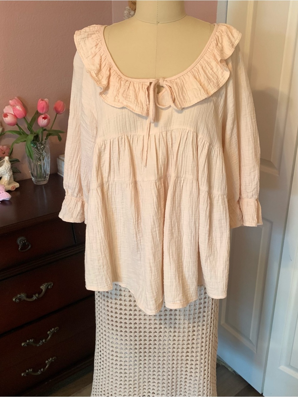 ZESICA Cream Ruffle-Neck Tiered Tunic Top - Women's